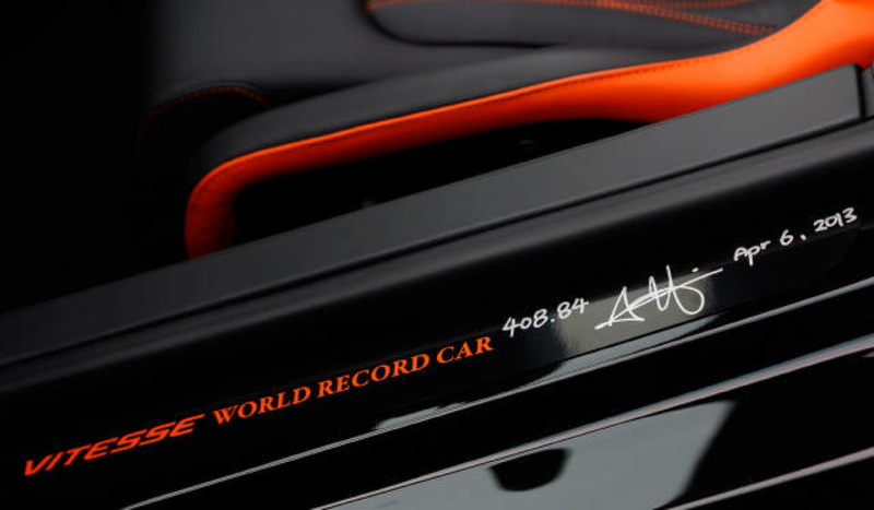 Illustration for article titled The Bugatti Veyron Grand Sport Vitesse Is The Fastest Convertible In The World